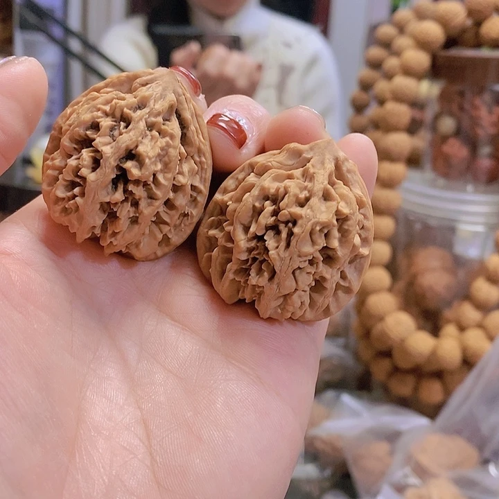 【闪购商品】文玩核桃把件37状元冠