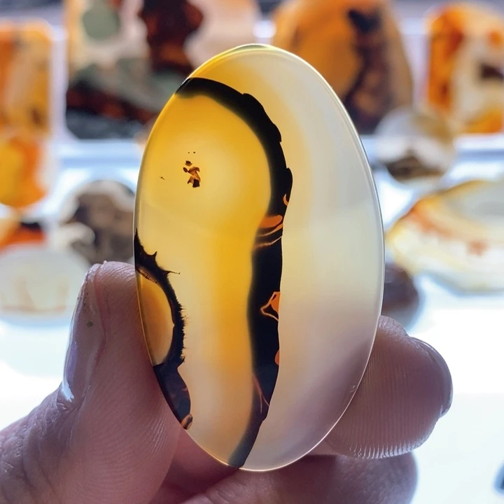 玛瑙/玉髓颈饰未镶嵌