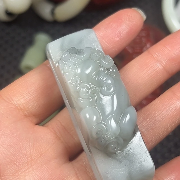 白玉菩提吊坠精选商品一物一图