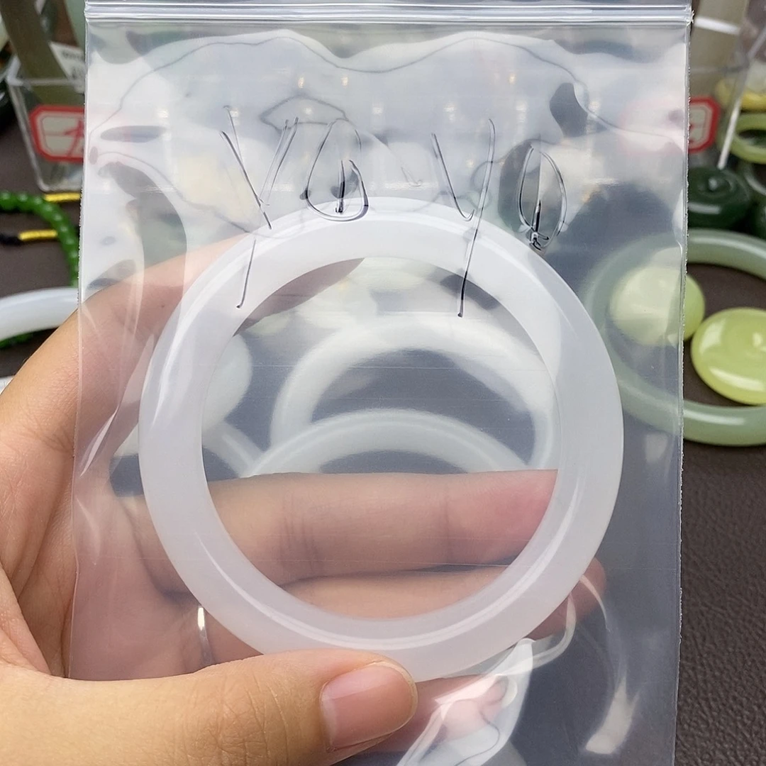 手串未镶嵌和田玉y****u