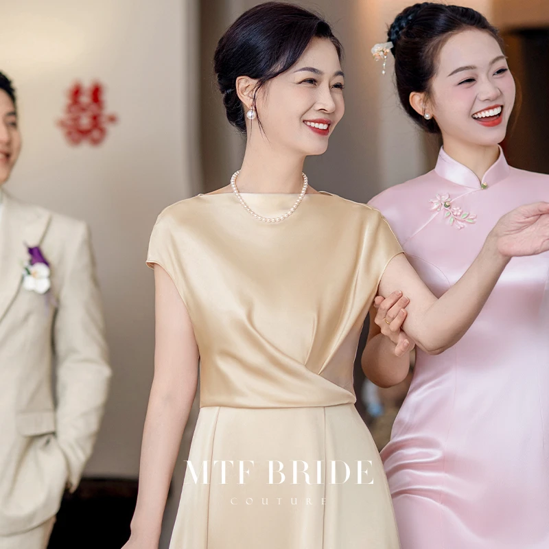 满庭芳华妈妈婚宴礼服香槟色喜婆婆气质高端敬酒服连衣裙