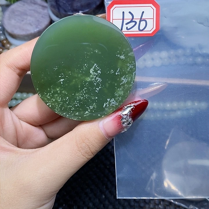 和田玉和田玉边角料随机发未镶嵌