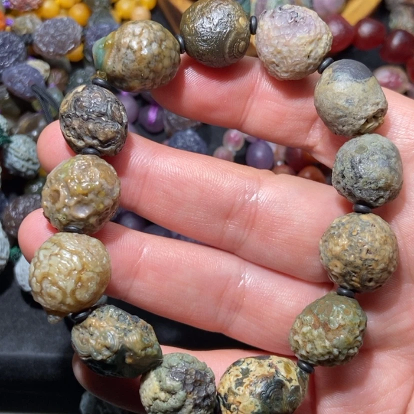 【闪购商品】玛瑙/玉髓项圈合金阿****场