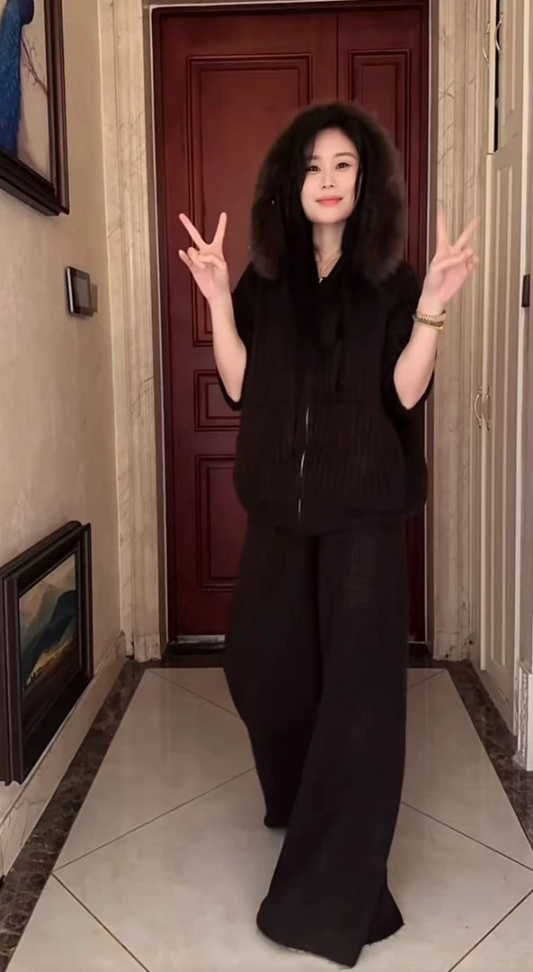 毛绒裤子两件套 B 咖色 5806
