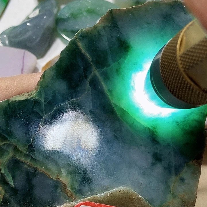 未镶嵌定制翡翠翡翠定制
