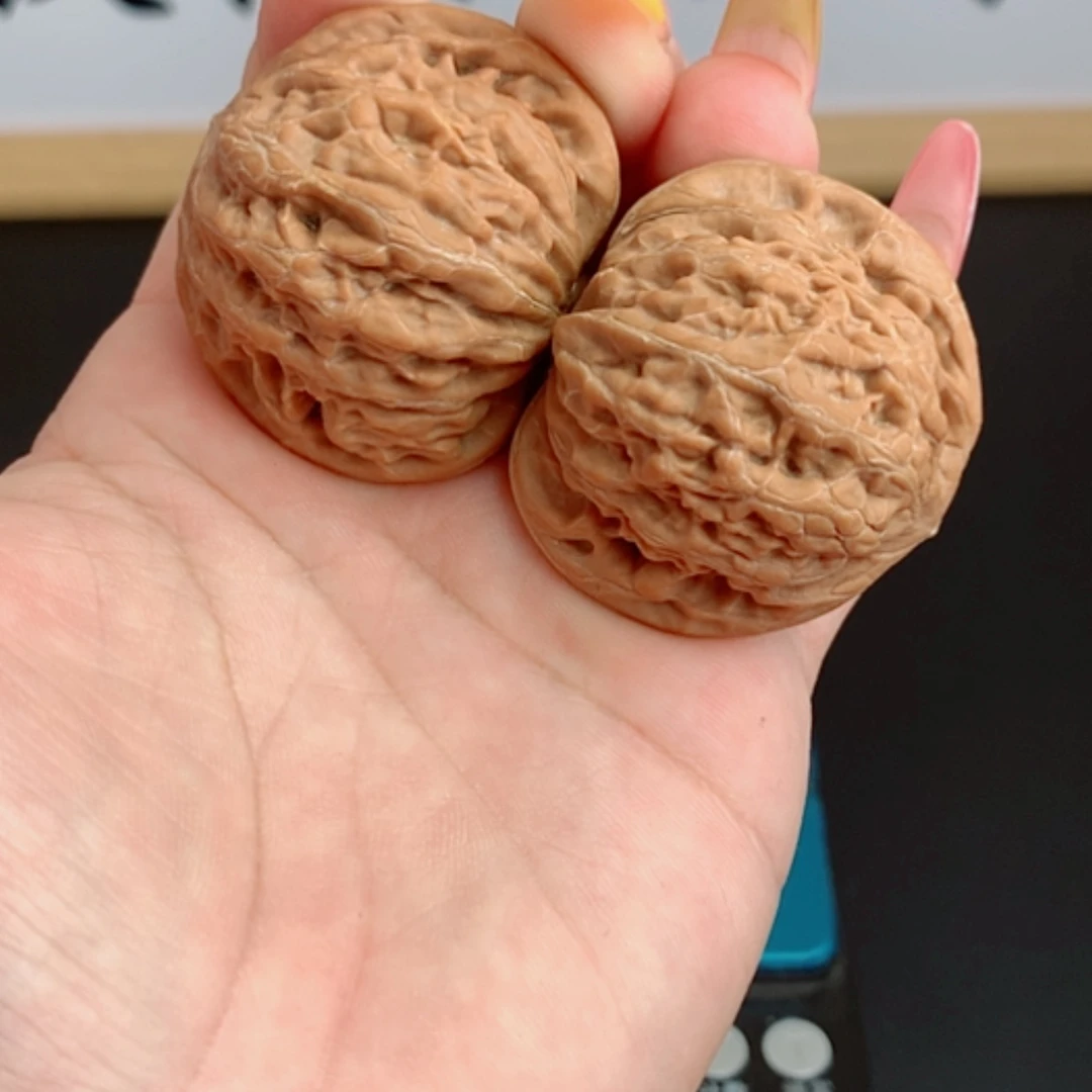 【闪购商品】把件文玩核桃诚*40有丢黄