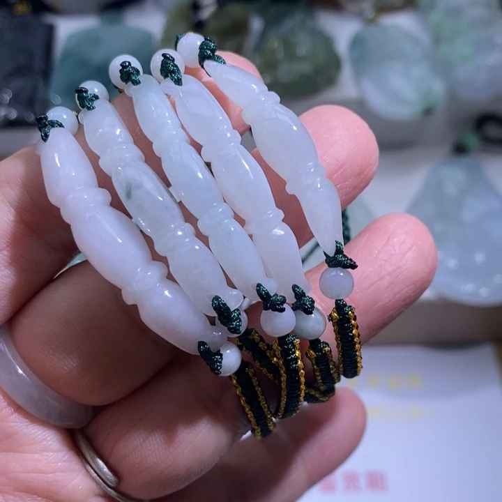 【闪购商品】颈饰未镶嵌翡翠多样性发1