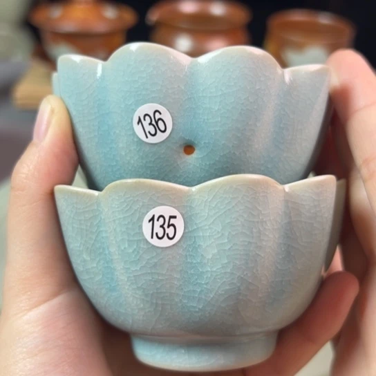 杯136号➕137号不带礼盒，缩釉暇
