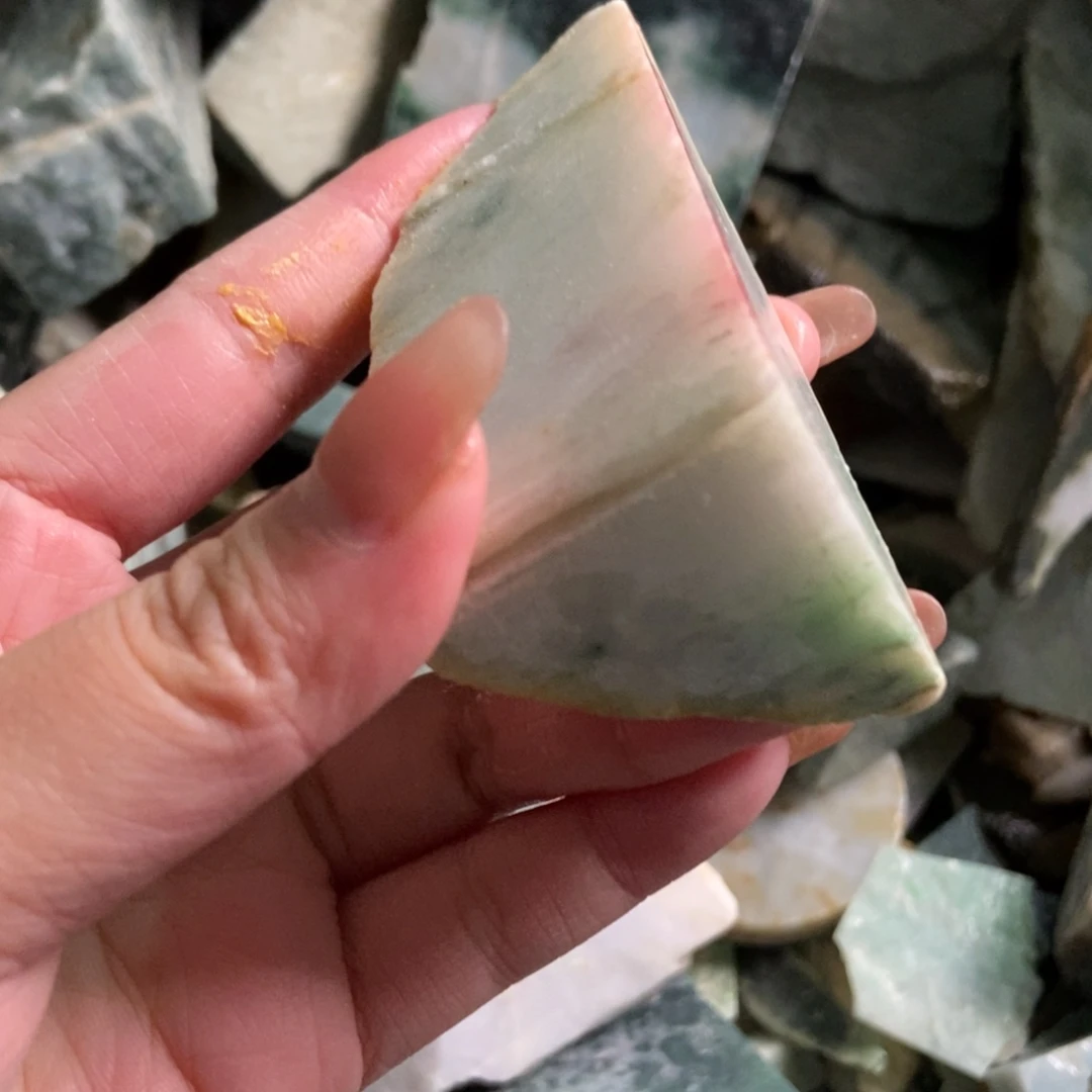 翡翠未镶嵌挂件天然翡翠