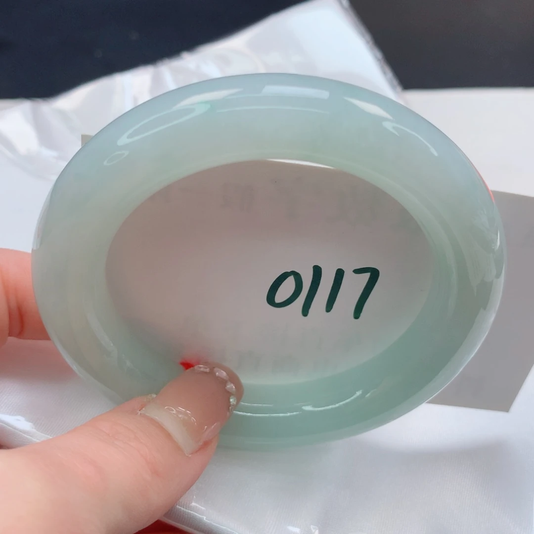 翡翠手镯未镶嵌缅甸天然A货翡翠