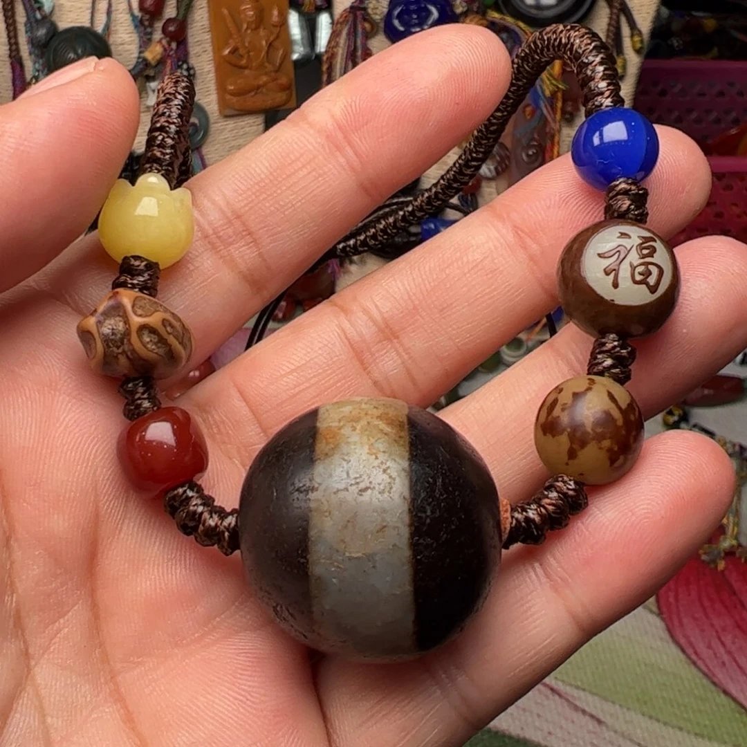 玛瑙/玉髓颈饰未镶嵌