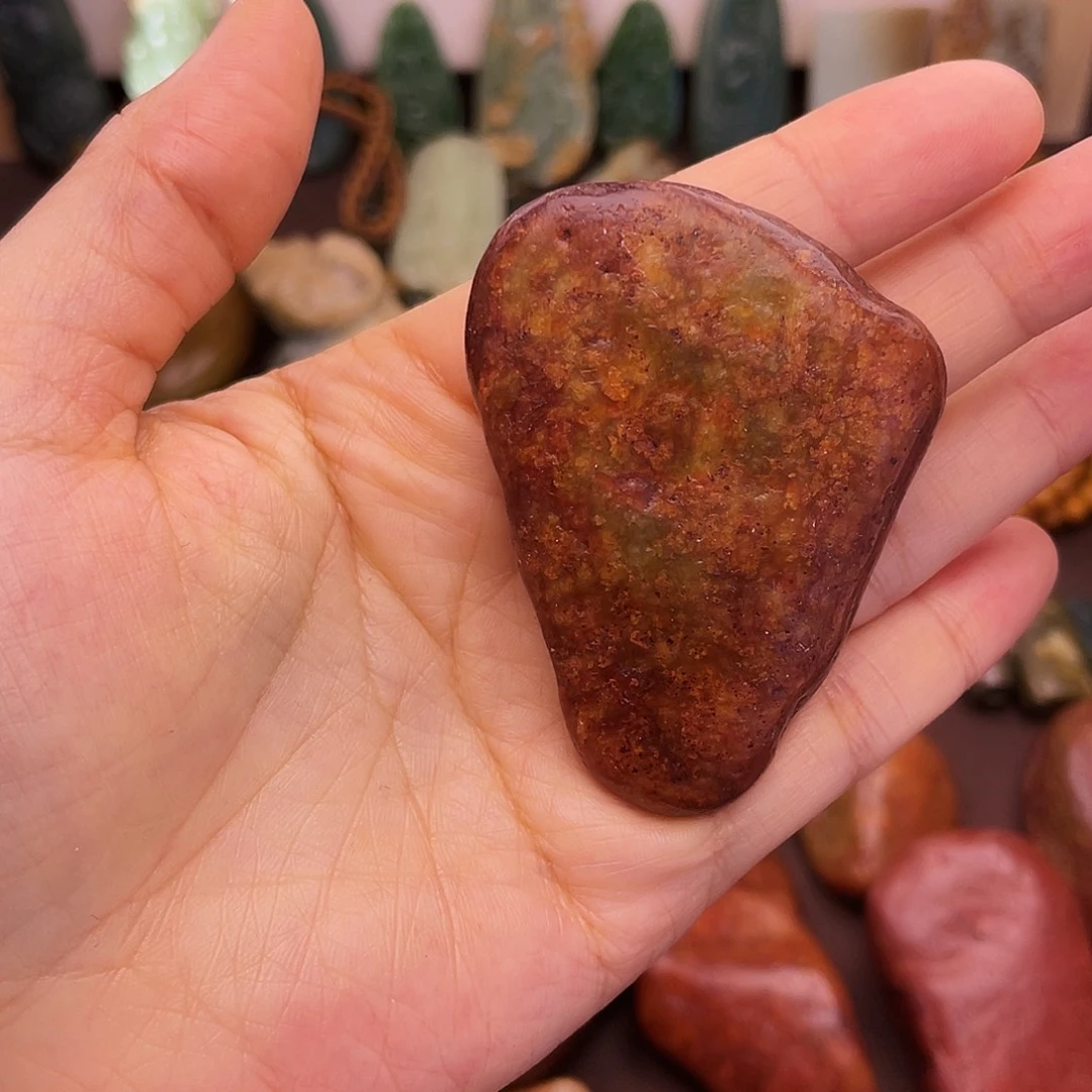 岫岩河磨玉（透闪石质玉）未镶嵌颈饰