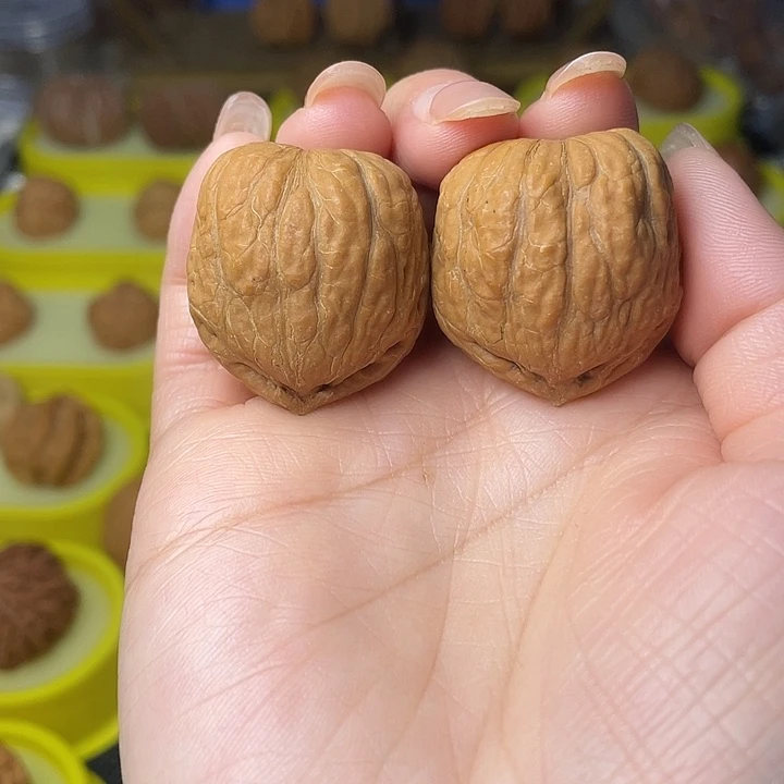 文玩核桃吊坠青蛙