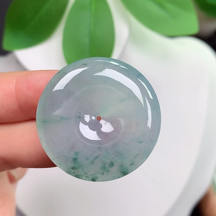 翡翠未镶嵌颈饰平安扣 31.6x6.4mm