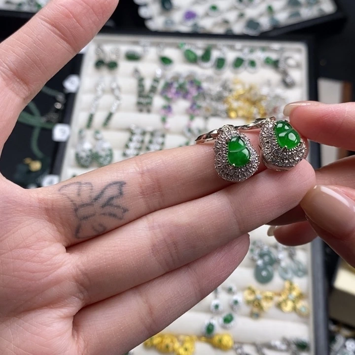 未镶嵌挂件翡翠翡翠