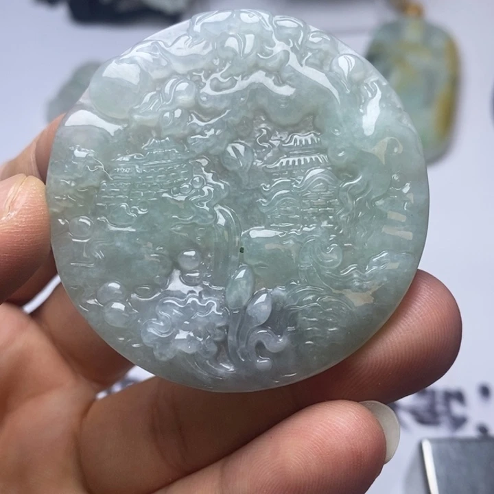 翡翠未镶嵌颈饰翡翠