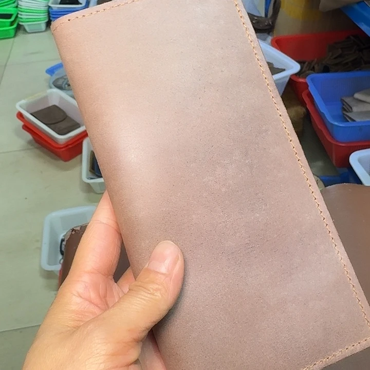 164雾蜡牛皮长款钱包