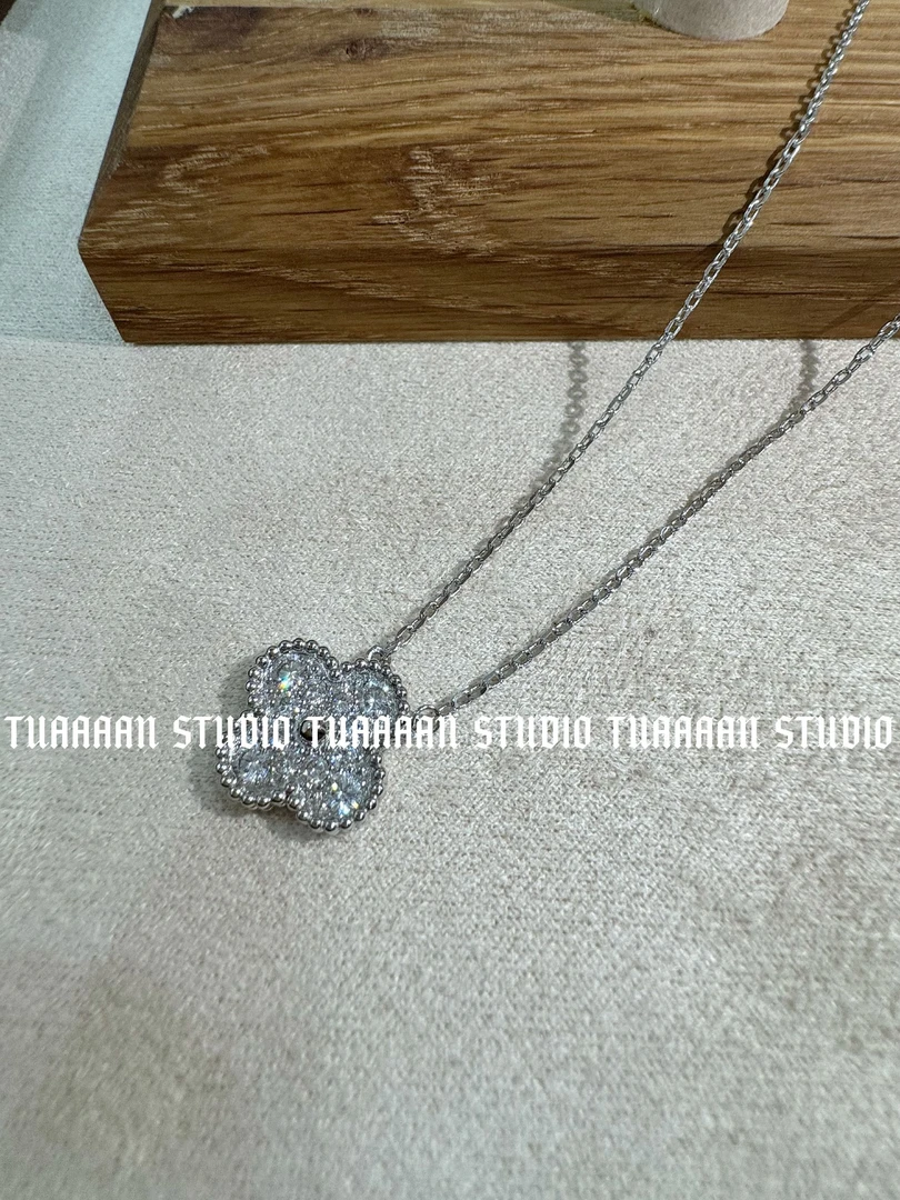 铜合金合成锆石吊坠 TUAAAAN“四叶花契”精致手工百搭经典项坠