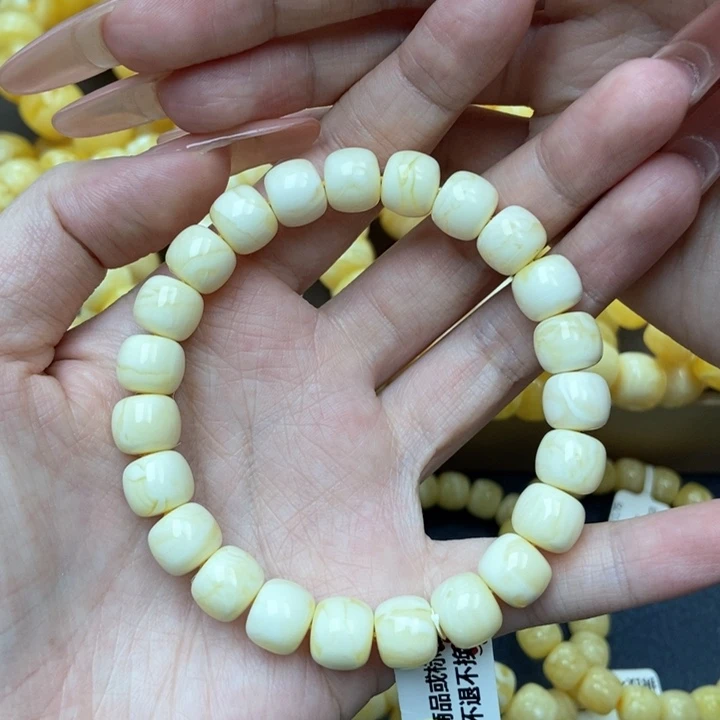 琥珀未镶嵌珠宝奇石10