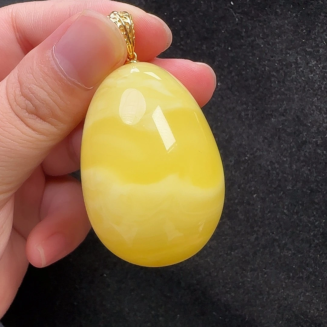 蜜蜡未镶嵌珠宝奇石