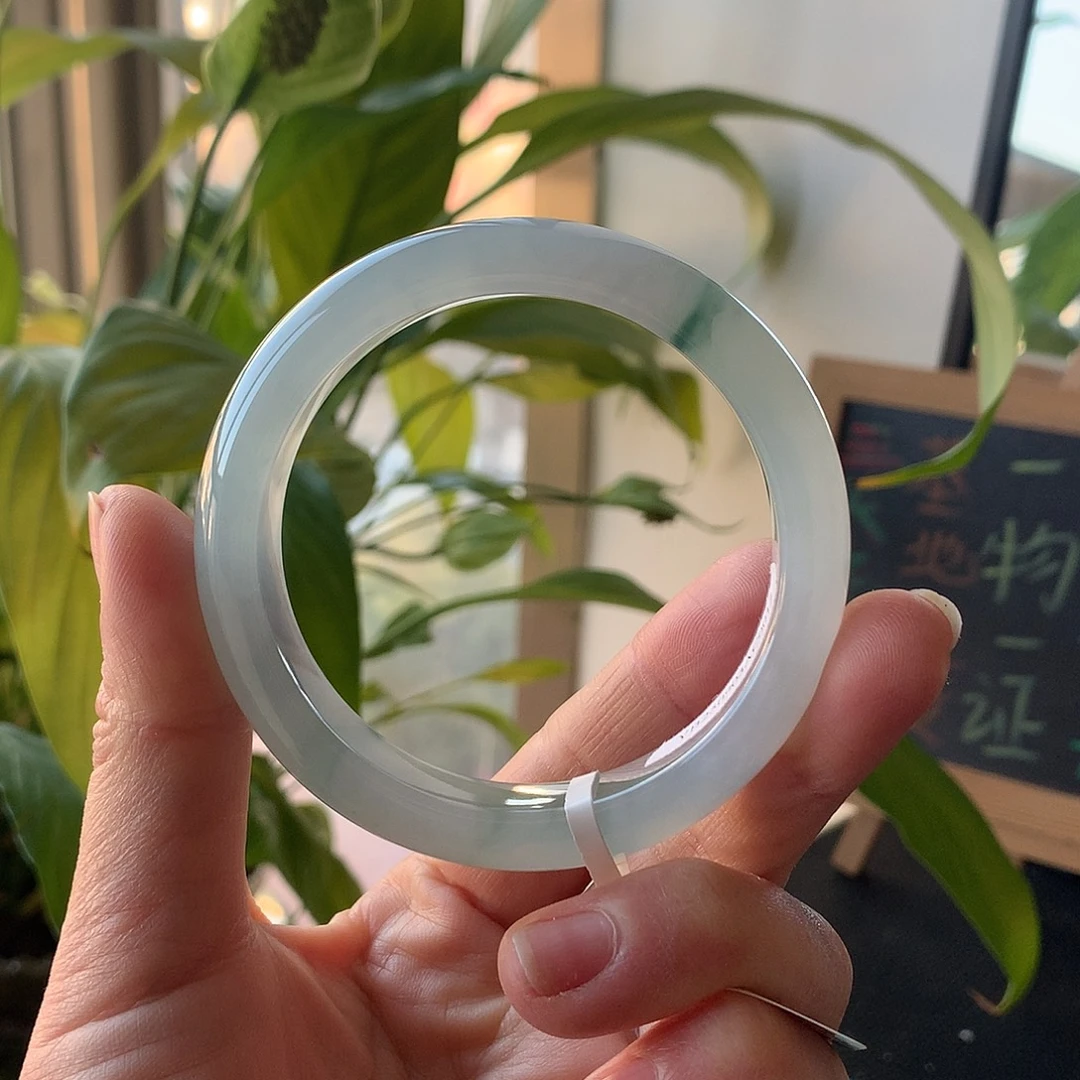 翡翠未镶嵌手镯天然翡翠手镯