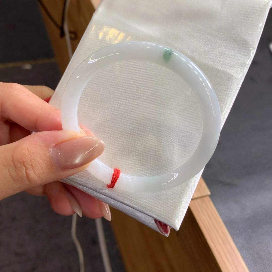翡翠未镶嵌手镯天然Ａ货翡翠50