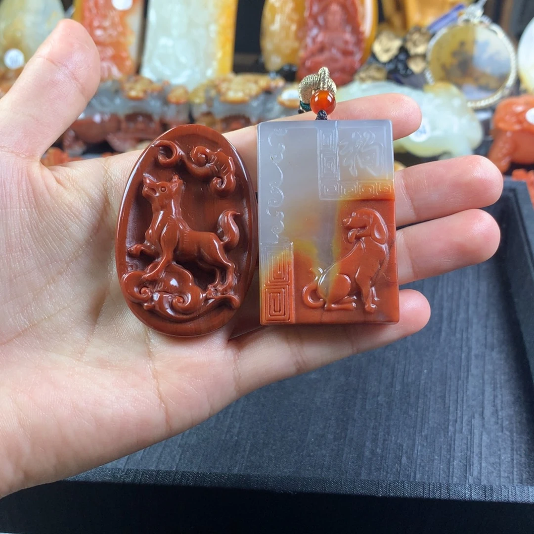 藏***锋石英质玉（黄龙玉）未镶嵌挂件