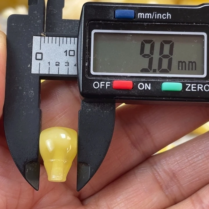 蜜蜡未镶嵌裸石22