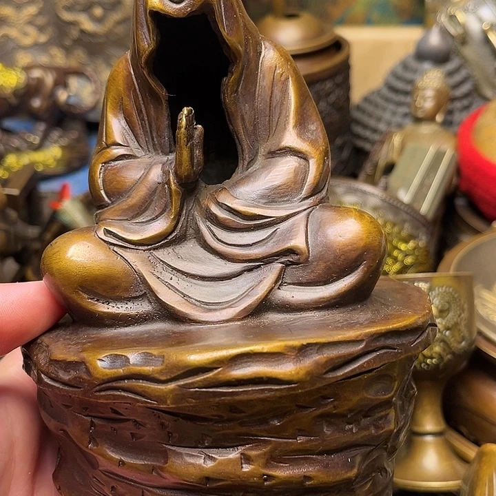 精美铜器批发档口