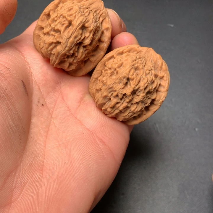 把件文玩核桃38红狮子1