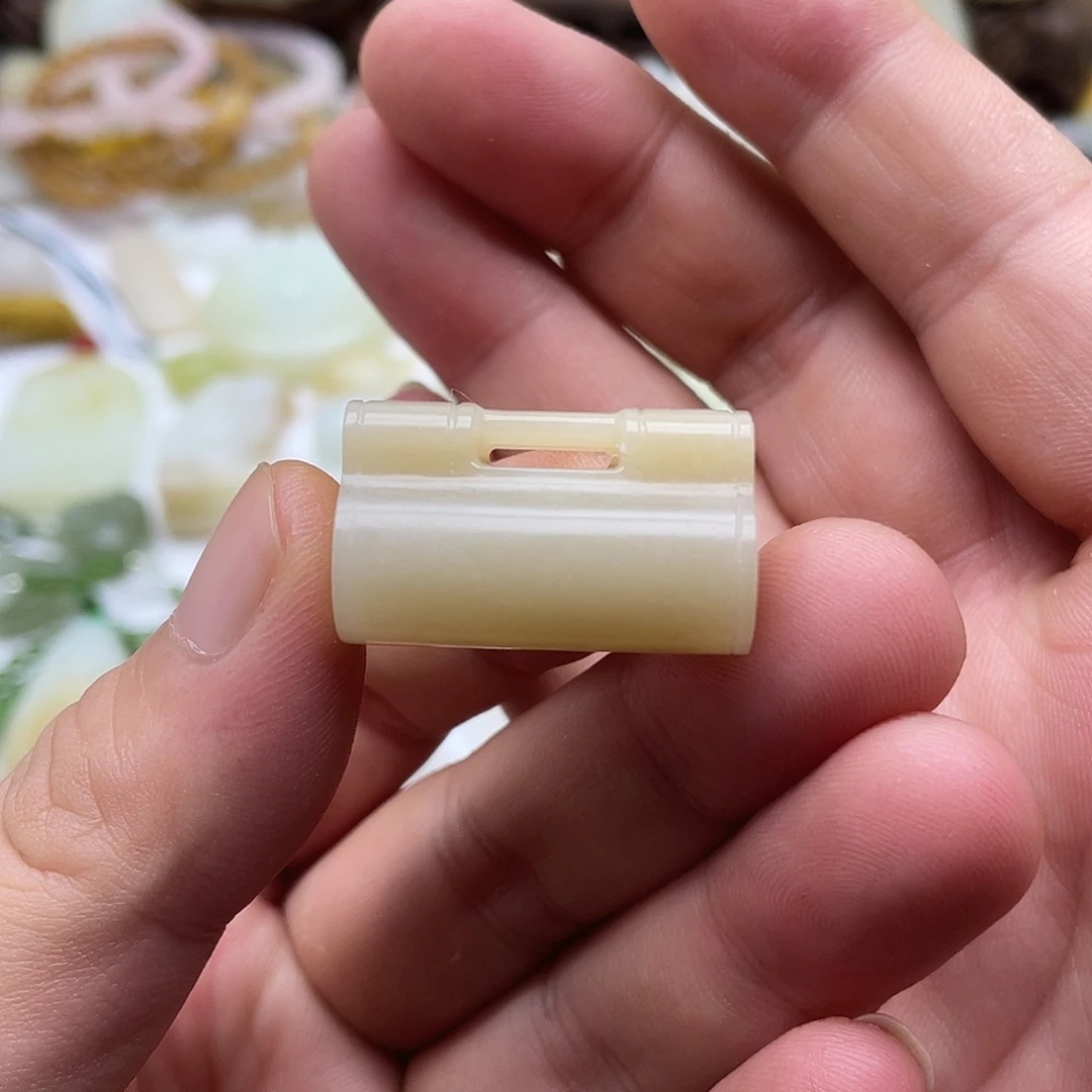 和田玉未镶嵌吊坠(不含链)