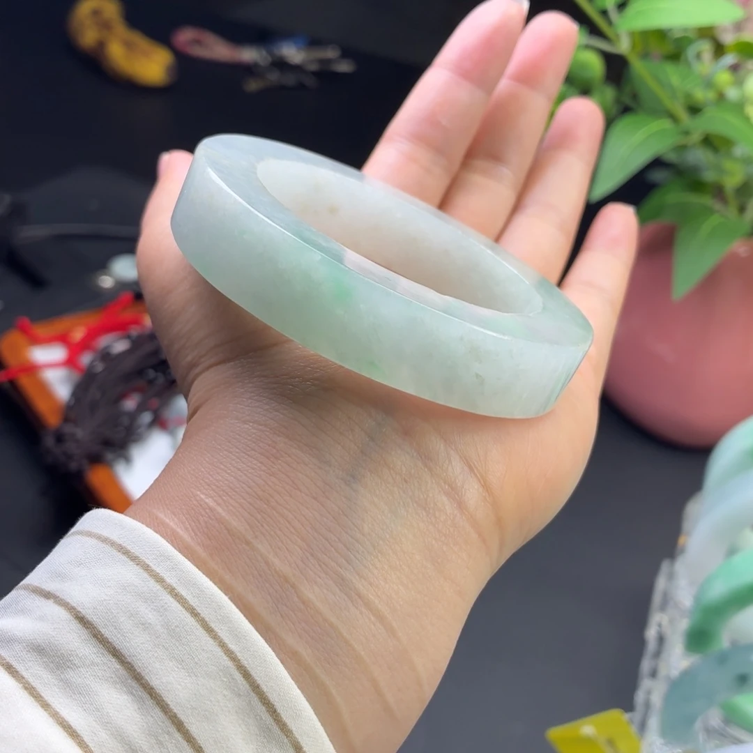 定制翡翠未镶嵌翡翠手镯缅甸a货翡翠手镯
