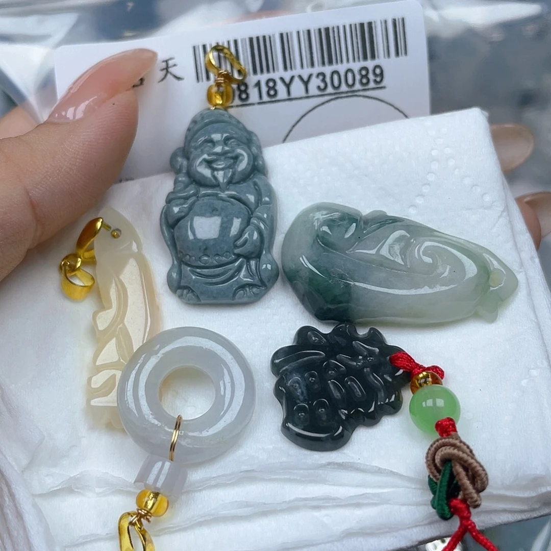 翡翠未镶嵌吊坠(不含链)