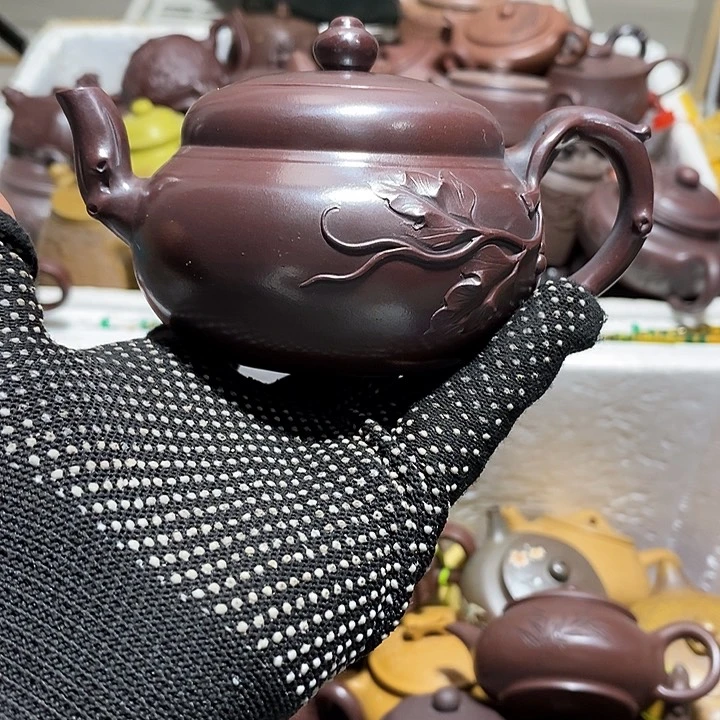 紫砂茶壶微瑕微笑