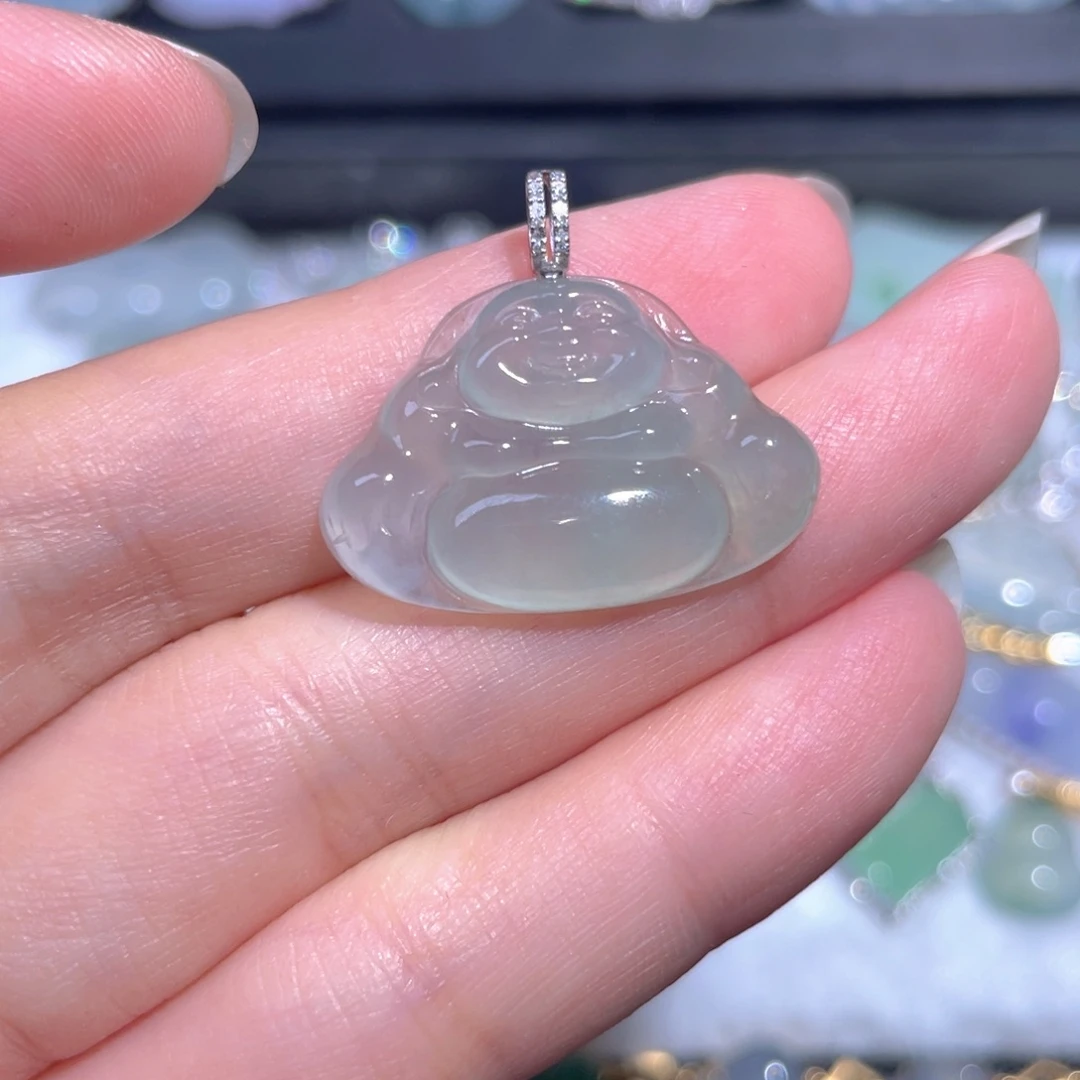 翡翠18K金镶嵌颈饰翡翠