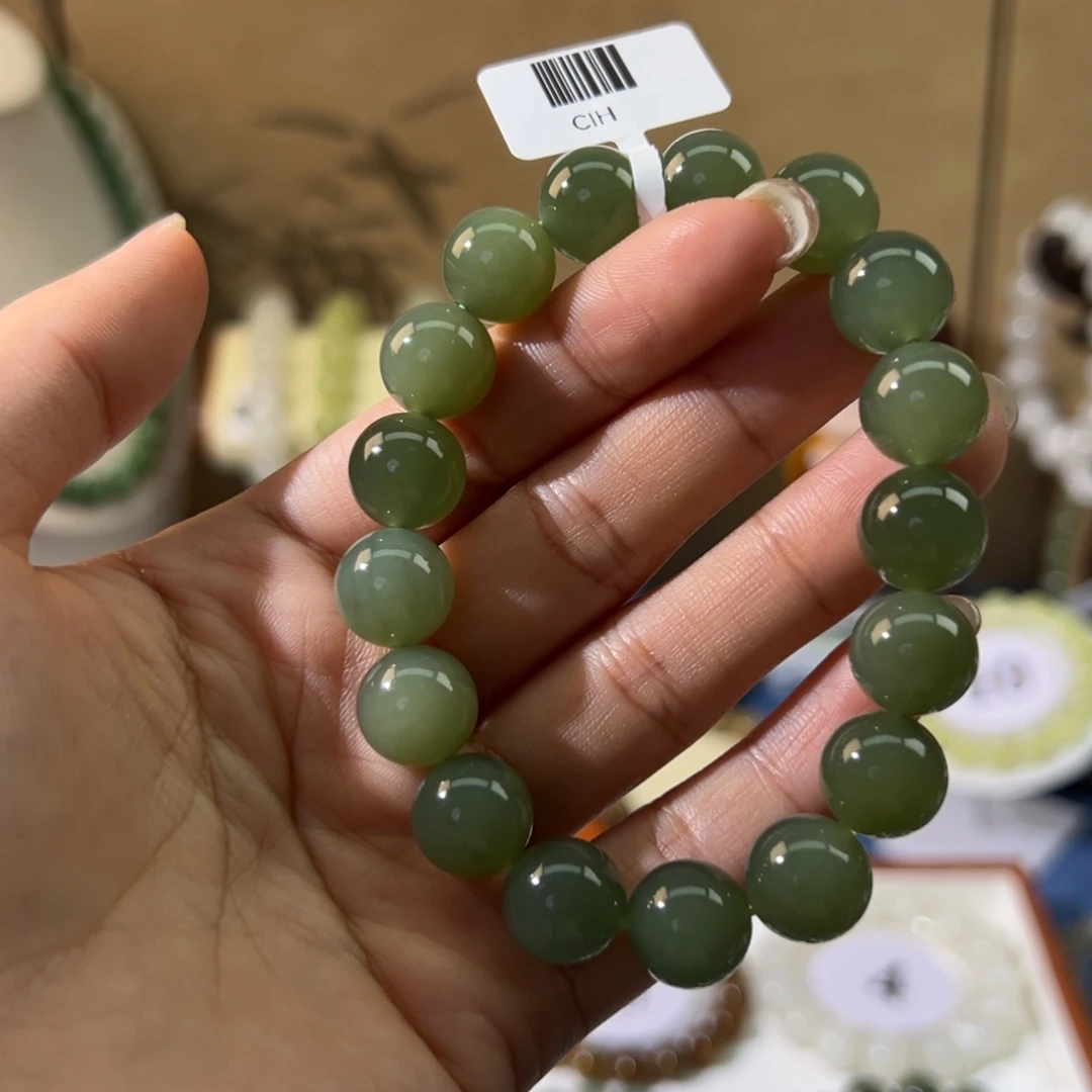 和田玉未镶嵌手串