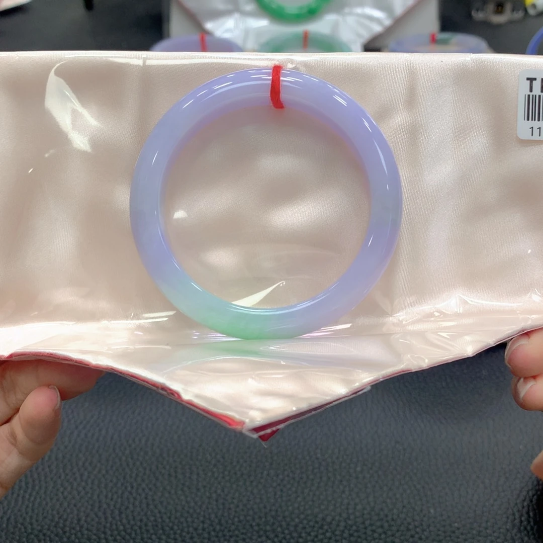 翡翠未镶嵌手镯翡翠