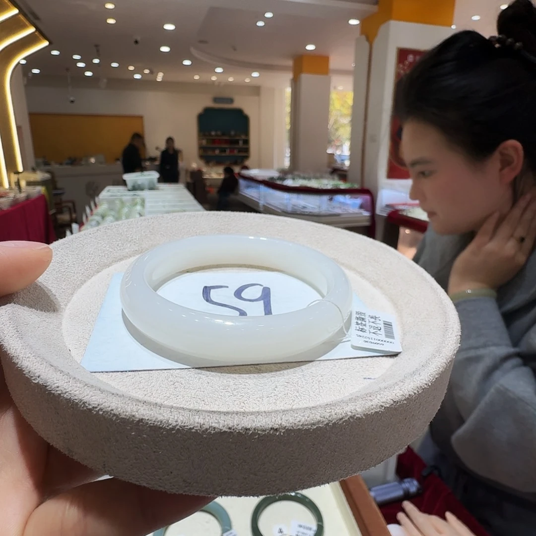 和田玉未镶嵌手镯213