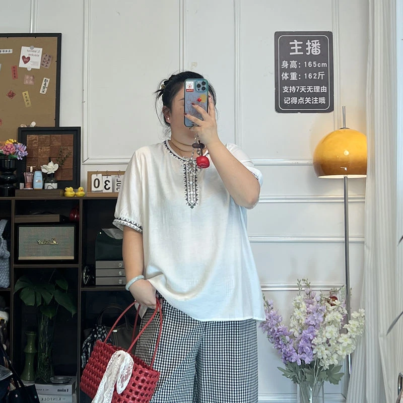 YZJ【仲夏夜之梦】胖妹妹气质正肩刺绣圆领宽松大版休闲短袖上衣女