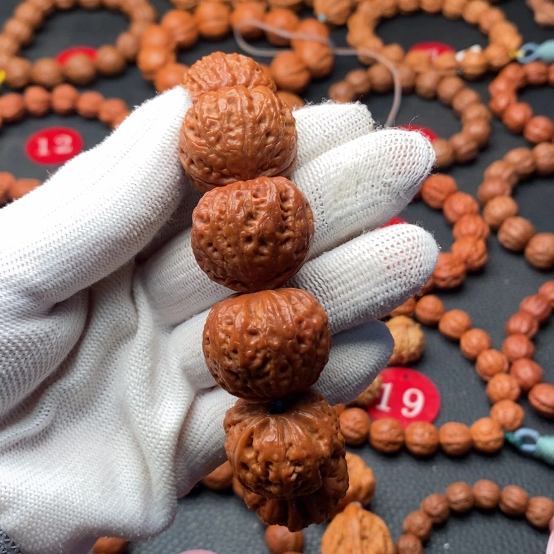 文玩核桃手串26尺寸梅枝纹