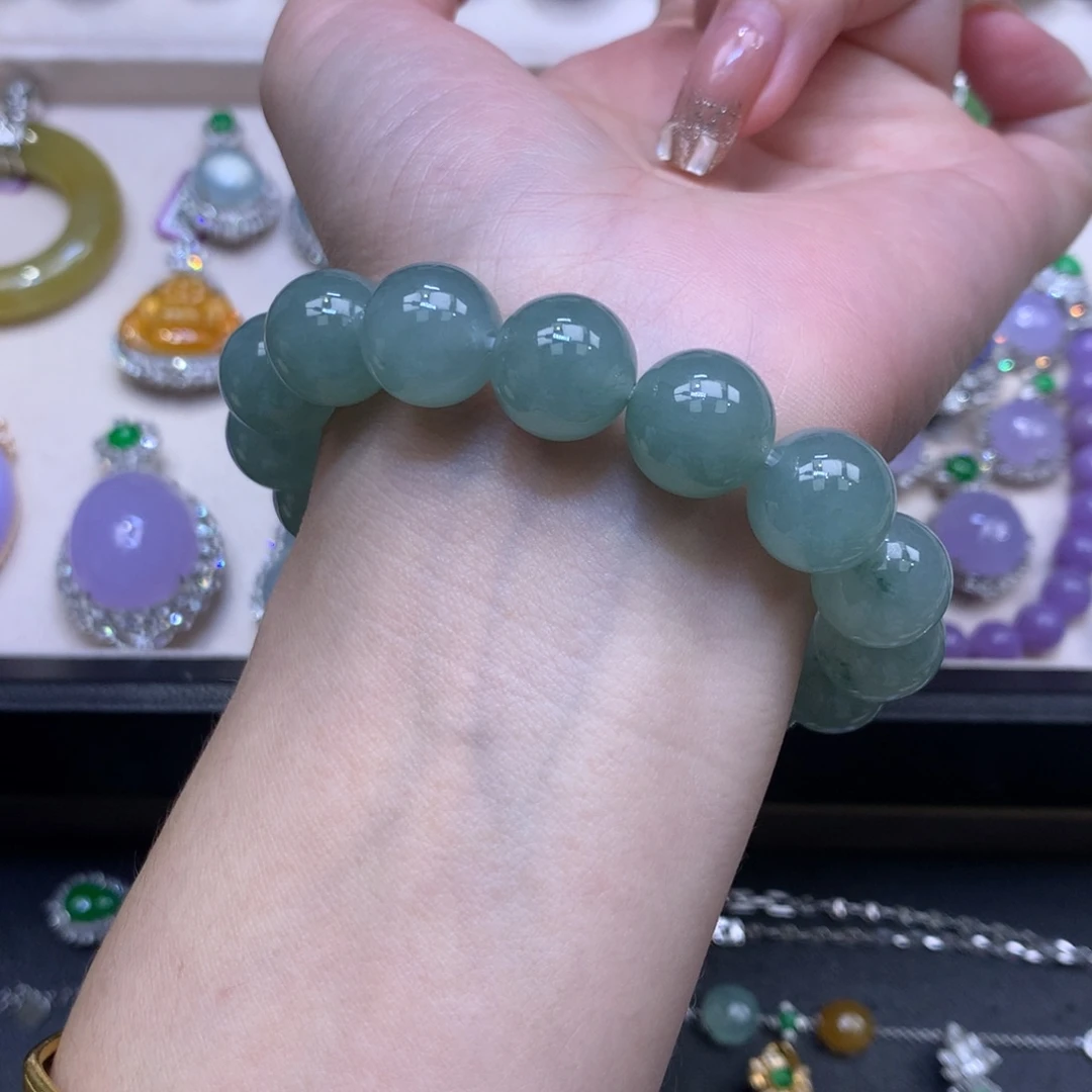 翡翠未镶嵌颈饰天然A货