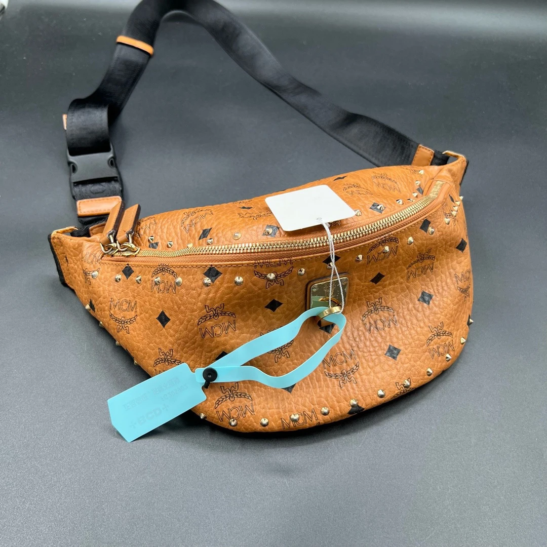 95新 maje jp912 205902 MCM 棕色满印腰包