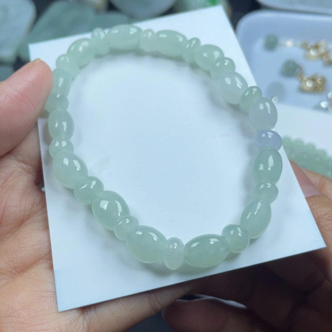 定制翡翠未镶嵌随型珠手串