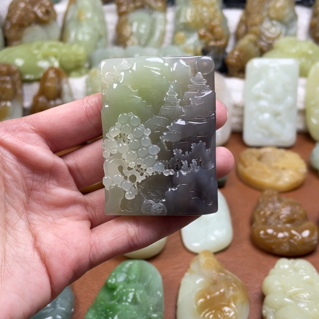 和田玉未镶嵌颈饰