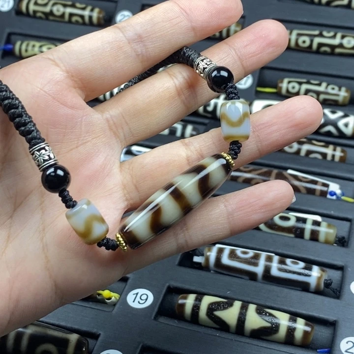 玛瑙/玉髓（覆膜）颈饰未镶嵌
