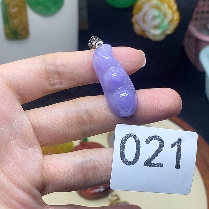 吊坠(赠链)未镶嵌翡翠