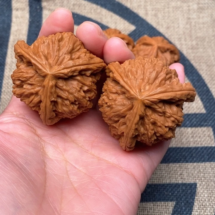 吊坠文玩核桃三*