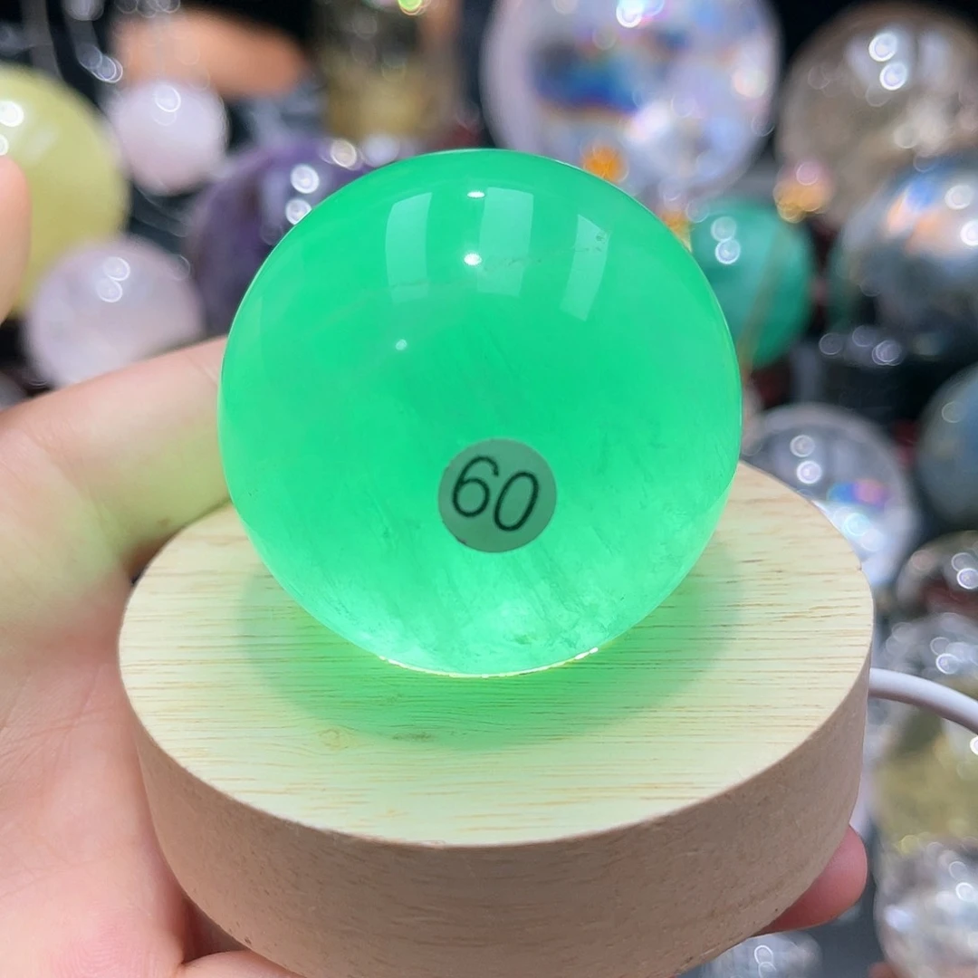 水晶水晶微瑕5.1未镶嵌水晶