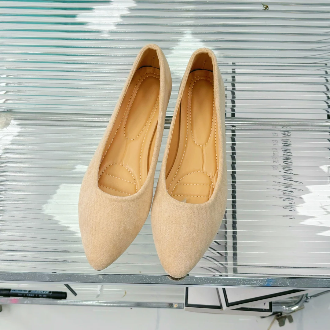 T216春秋韩版尖头时尚浅口平底女鞋低跟女单鞋工作鞋女鞋