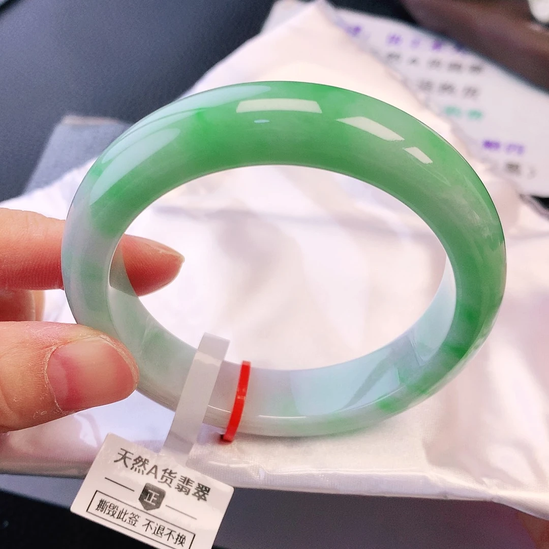 未镶嵌手镯翡翠55轮胎